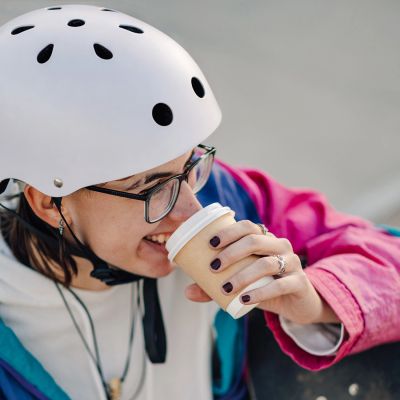 7. Kask rowerowy BMX/hulajnoga Wozinsky lekki 48-52 cm - biały