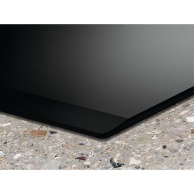 17. Płyta indukcyjna ELECTROLUX EIV734