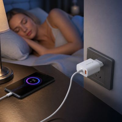13. Ładowarka sieciowa Wozinsky WLS-20W 20 W USB-A USB-C z kablem USB-C - USB-C 1 m - biała