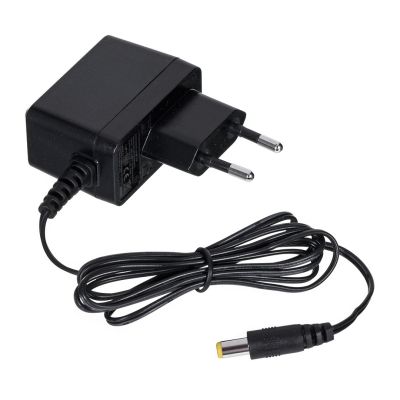 4. Switch Tenda TEG1008M