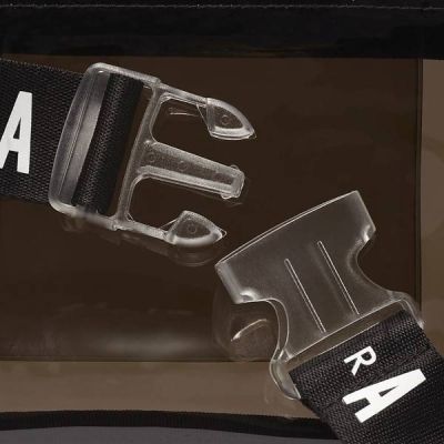 4. Saszetka Nerka na biodro Air Jordan Jelly Belt Bag - 9A0414-023