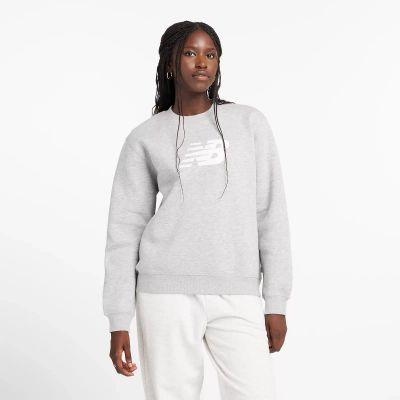 11. Bluza New Balance Sport Fleece Logo Crew W WT43526AG