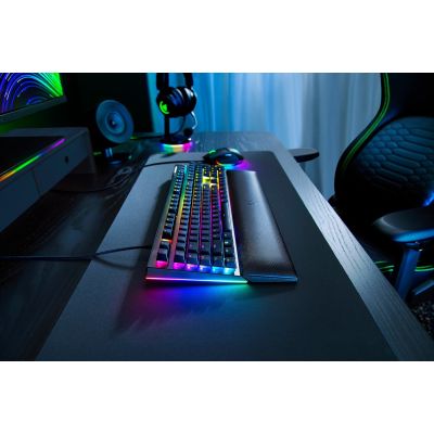 4. Klawiatura Razer BlackWidow V4 - Podświetlenie - USB-C - QWERTZ - Niemiecki - Przełącznik kluczykowy: Razer Green