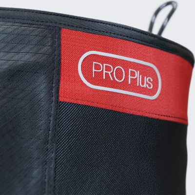 7. Buty kompresyjne Therabody JetBoots Pro Plus S - urządzenie do masażu limfatycznego