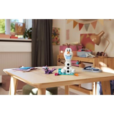 10. LEGO Disney Princess 43287 Olaf i Bruni na pikniku