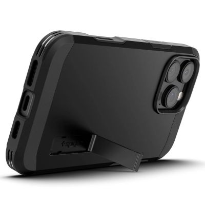 5. Etui Spigen Tough Armor "T" MagSafe na iPhone 16 Pro Max - czarne