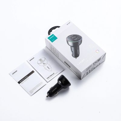12. Joyroom ładowarka samochodowa 70W z 3 portami: USB, 2 x USB C czarna (JR-CL26)