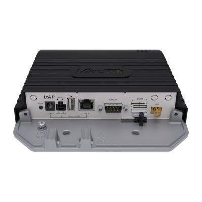 10. Router WiFi 4 LTE Mikrotik LtAP LTE6 kit (LtAP-2HnD&FG621-EA) LTE: Cat 6