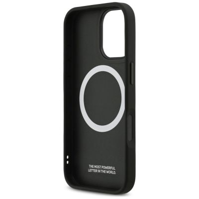 15. Etui BMW M Carbon Line & Logo MagSafe na iPhone 17 - czerwone