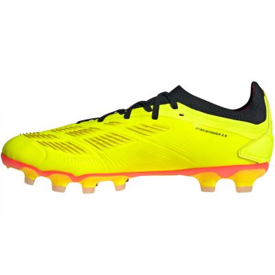 5. Buty piłkarskie adidas Predator Pro MG M IG7732