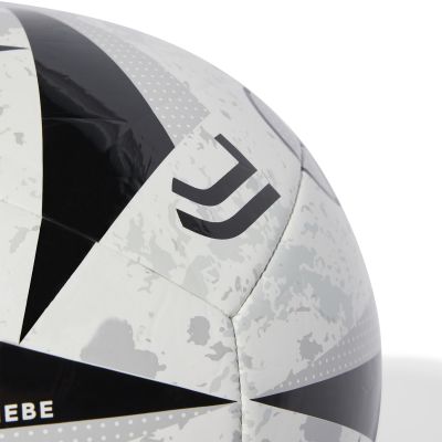 4. Piłka adidas Juventus Turyn Home Club IX4025