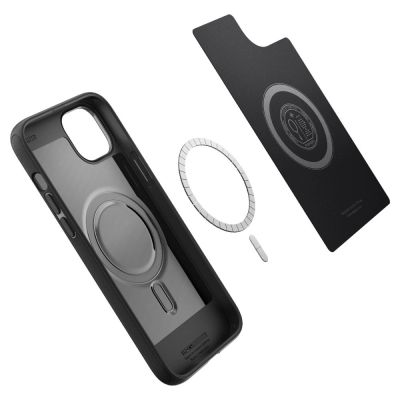 4. Etui Spigen Mag Armor na iPhone 14 Plus - czarny mat