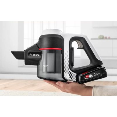 9. Odkurzacz pionowy Bosch Unlimited BKS611MTB