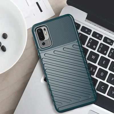 4. Thunder Case elastyczne pancerne etui pokrowiec Xiaomi Redmi Note 10 5G / Poco M3 Pro czarny