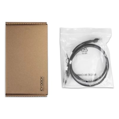 4. Icy Dock MB306L-B kabel SAS 0,5 m Czarny