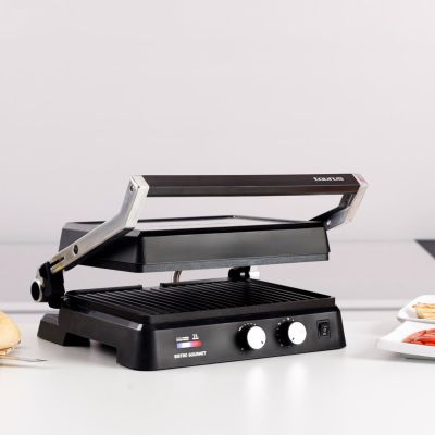 4. Grill 2w1 Taurus Bistro Gourmer 2600W