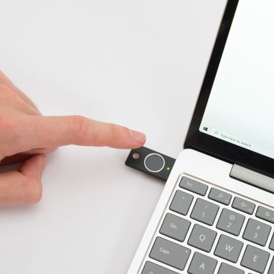4. Klucz sprzętowy Yubico YubiKey Bio FIDO Edition