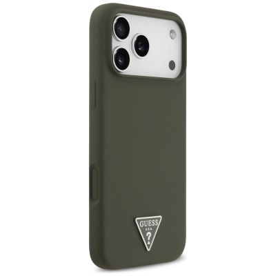 4. Etui Guess Silicone Triangle Logo MagSafe na iPhone 17 Pro Max - zielone