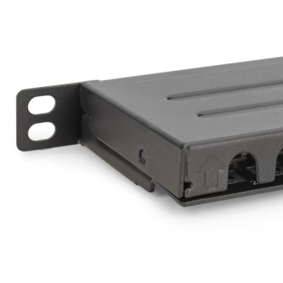 8. Panel krosowy high density 19'' 24x RJ45, LSA poziom, kat.6, ekranowany, 0.5U, czarny, prowadnica kabli