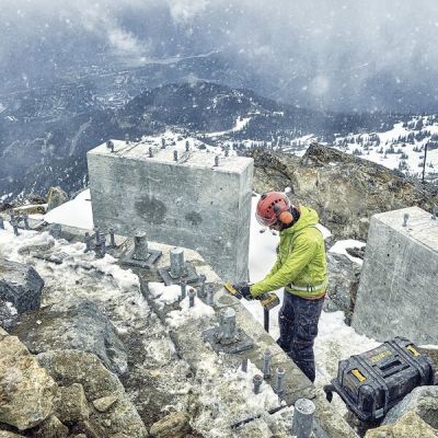 7. Szlifierka kątowa DEWALT DCG418X2-QW akumulatorowa bezszczotkowa 125mm 54V FV 2x9Ah Czarny, Żółty