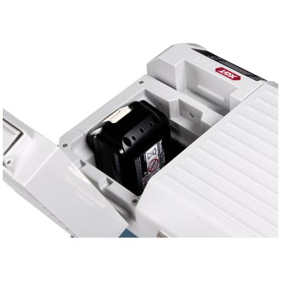 10. MAKITA.CHŁODZIARKO-OGRZEWACZ 18V/40V XGT /230V CW003GZ01
