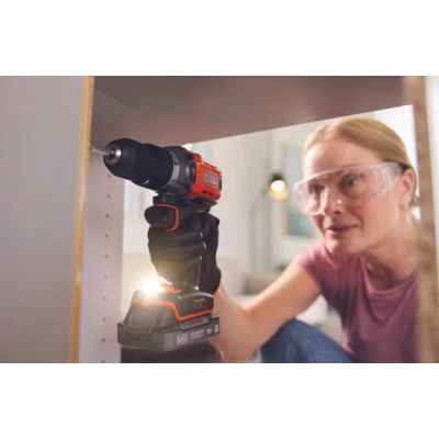 2. Wiertarko-wkrętarka 18V BCD383D2TA BLACK+DECKER