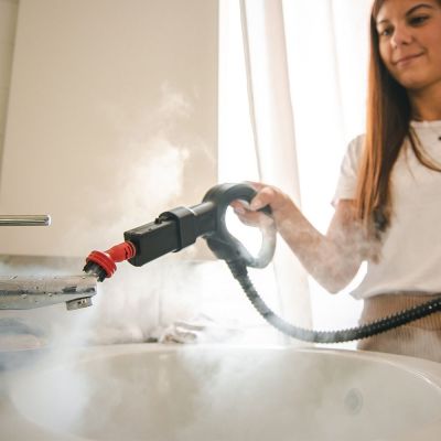11. Odkurzacz parowy Polti Vaporetto Smart 110 Eco, Moc 1500 W, Ciśnienie pary 4 bar, Pojemność zbiornika na wodę 2 L, Biały/Zielony