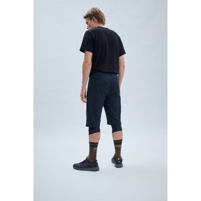 3. Szorty POC M's Essential Casual Shorts czarny