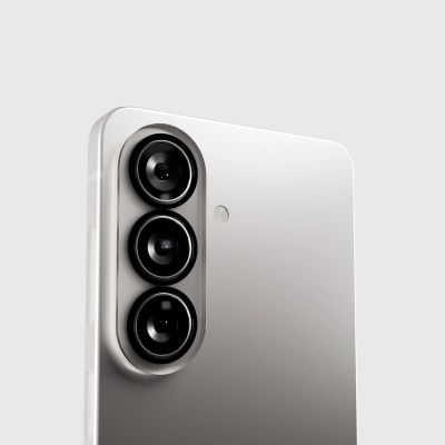4. Szkło ochronne SBS na tylną kamerę do Samsung Galaxy S26 - z czarną ramką