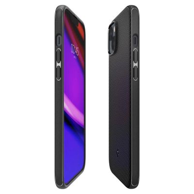 14. Etui Spigen Mag Armor na iPhone 14 Plus - czarny mat