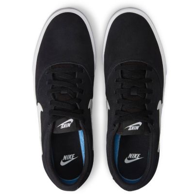 3. Buty Nike Charge Suede M IB2750-001