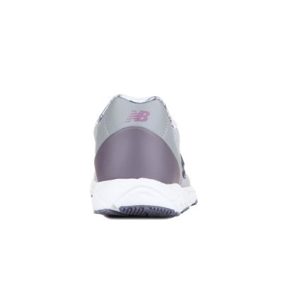 8. Buty New Balance W WRT96PCB