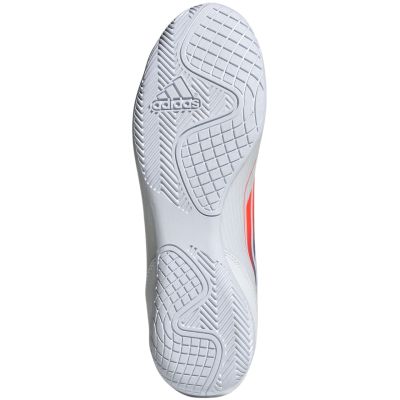 16. Buty piłkarskie adidas F50 Club IN M IF1345