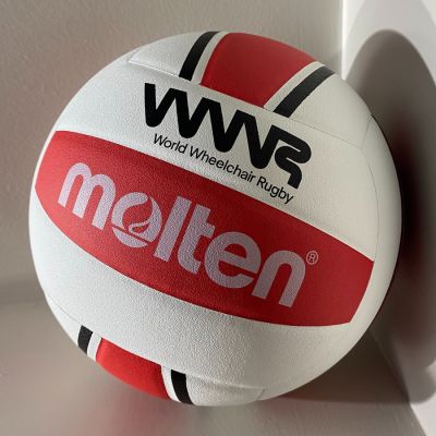 4. Piłka do rugby na wózkach WWR Official Ball Molten WR58X-RK