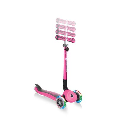 24. Hulajnoga jeździk rowerek Globber GO-UP Deluxe Lights 646-110