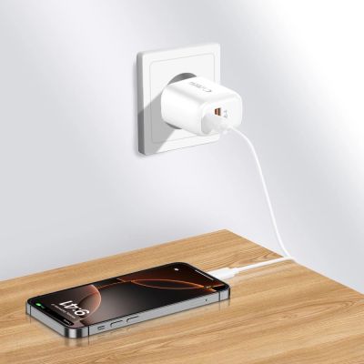 9. Ładowarka sieciowa Tech-Protect NCA20 PD 20W QC3.0 USB-A / USB-C + Kabel USB-C / USB-C 100cm - biała