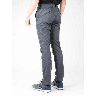 5. Spodnie męskie Lee Chino Slim L768YN87