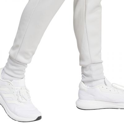 6. Spodnie adidas Tiro 25 M JC5138
