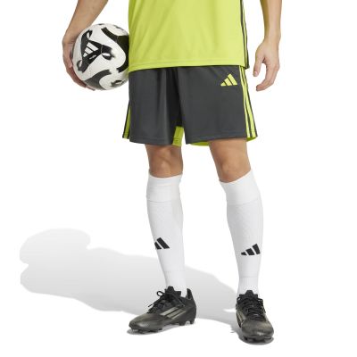 2. Spodenki adidas Tiro Essentials M JV7970