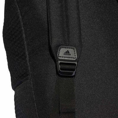 13. Plecak adidas Classic Foundation HY0749