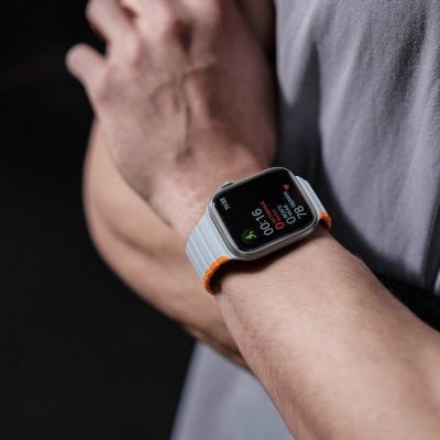 6. Magnetyczny pasek Apple Watch SE, 9, 8, 7, 6, 5, 4, 3, 2, 1 (41, 40, 38 mm) Dux Ducis Strap (LD Version) - szaro-pomarańczowy
