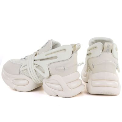 3. Snekersy damskie na grubej podeszwie beżowe Goe TT2N4014