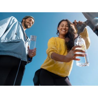 11. Butelka filtrująca Brita Vital pastelowy błękit 2 dyski