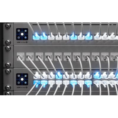 12. Patchcord UTP Ubiquiti UniFi Etherlighting Patch Cable (UACC-Cable-Patch-EL-3M-W) Cat. 6 3m white