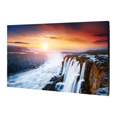 2. Monitor SAMSUNG VHC55R 55 cali Full HD z ramką 0.88mm