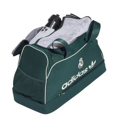 4. Torba adidas Real Madryt Ori Football KS8130