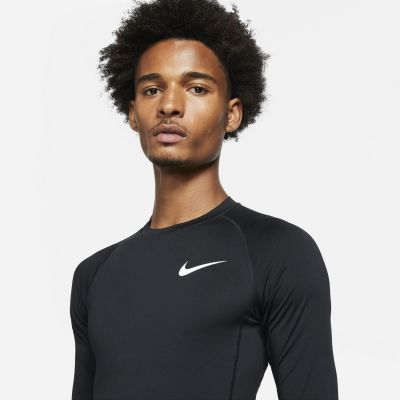 7. Koszulka termiczna z długim rękawem Nike Compression M DD1990-010
