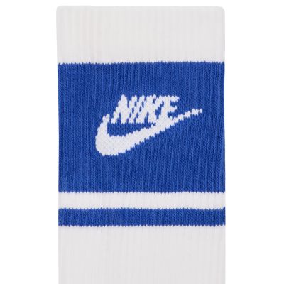 8. Skarpety Nike Everyday Elevated Crew 3 pary biało-niebieskie IM7949 904