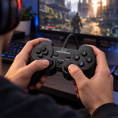 3. Gamepad Esperanza EG102 (PC, PS3; kolor czarny)