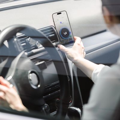 11. Wozinsky samoprzylepny magnetyczny uchwyt samochodowy na deskę rozdzielczą czarny (WMH-02)